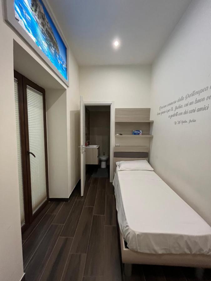 Beb Pisadog Bed & Breakfast Napoli Dış mekan fotoğraf